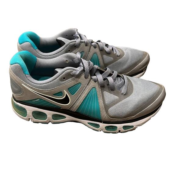 Nike Women's Air Max Trailwind 4 Running Shoes Gray Green Size 10 - Picture 1 of 9